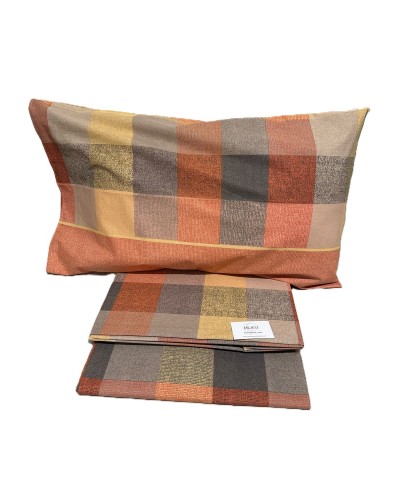 Completo Lenzuola Matrimoniale in cotone fantasia Quadroni su sfondo arancio, prodotto italiano